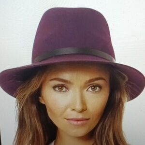 Rag & Bone Maroon/Burgundy hat with leather strap size M